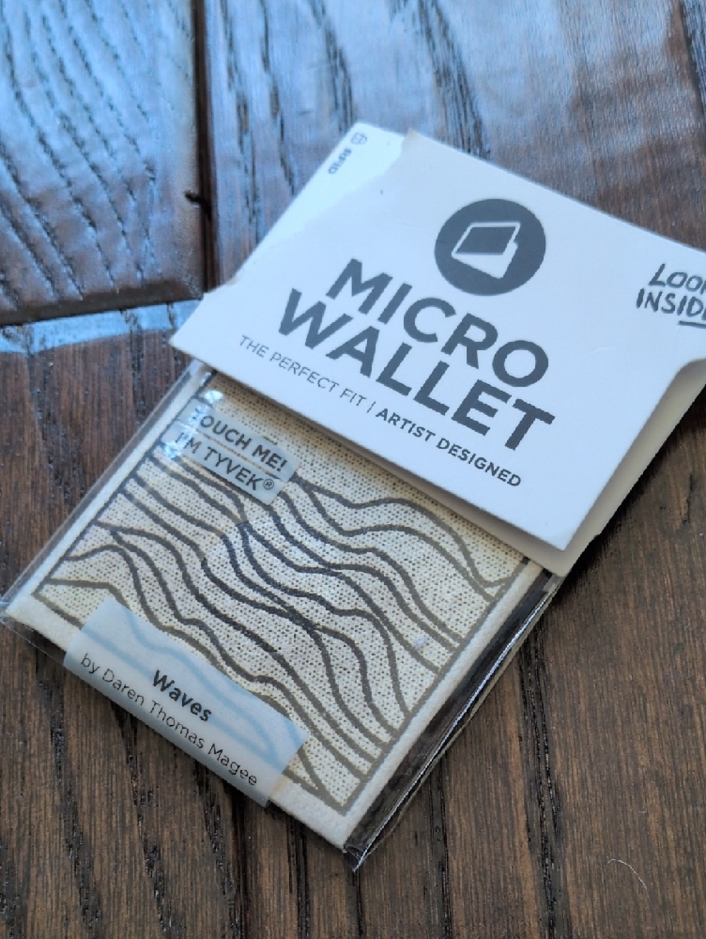 PAPERWALLET I NWT Artist Designed Waves Pattern Tyvek Compact Micro Wallet - Picture 5 of 16